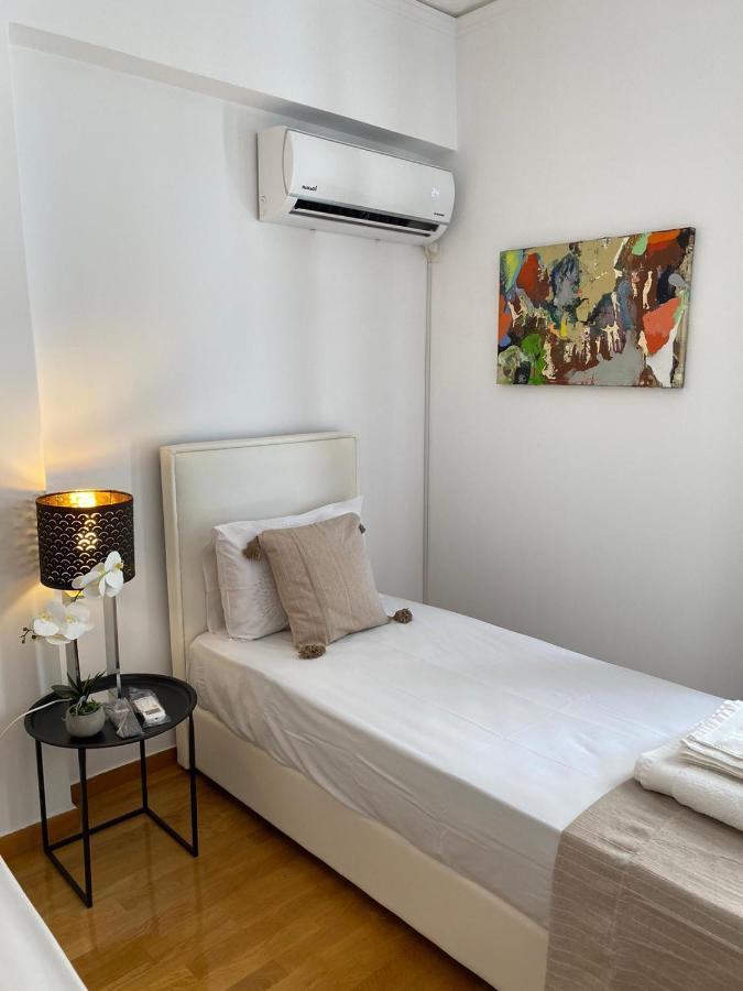 Apartment 2 Bd Aprt 7'min Away From Acropolis *