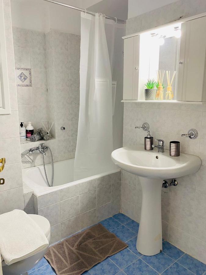 2 Bd Aprt 7'min Away From Acropolis Apartment